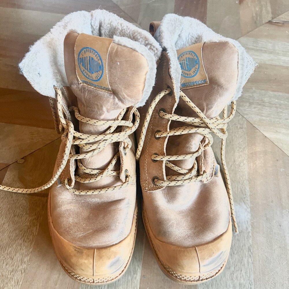 Palladium boots size 6M/7.5F - Picture 2 of 4